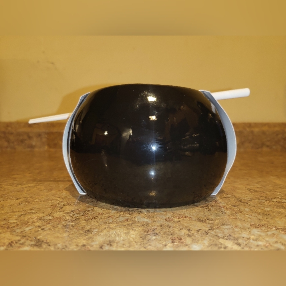 Halloween Hello Kitty Ramen Bowl With Chopsticks - Picture 4 of 6